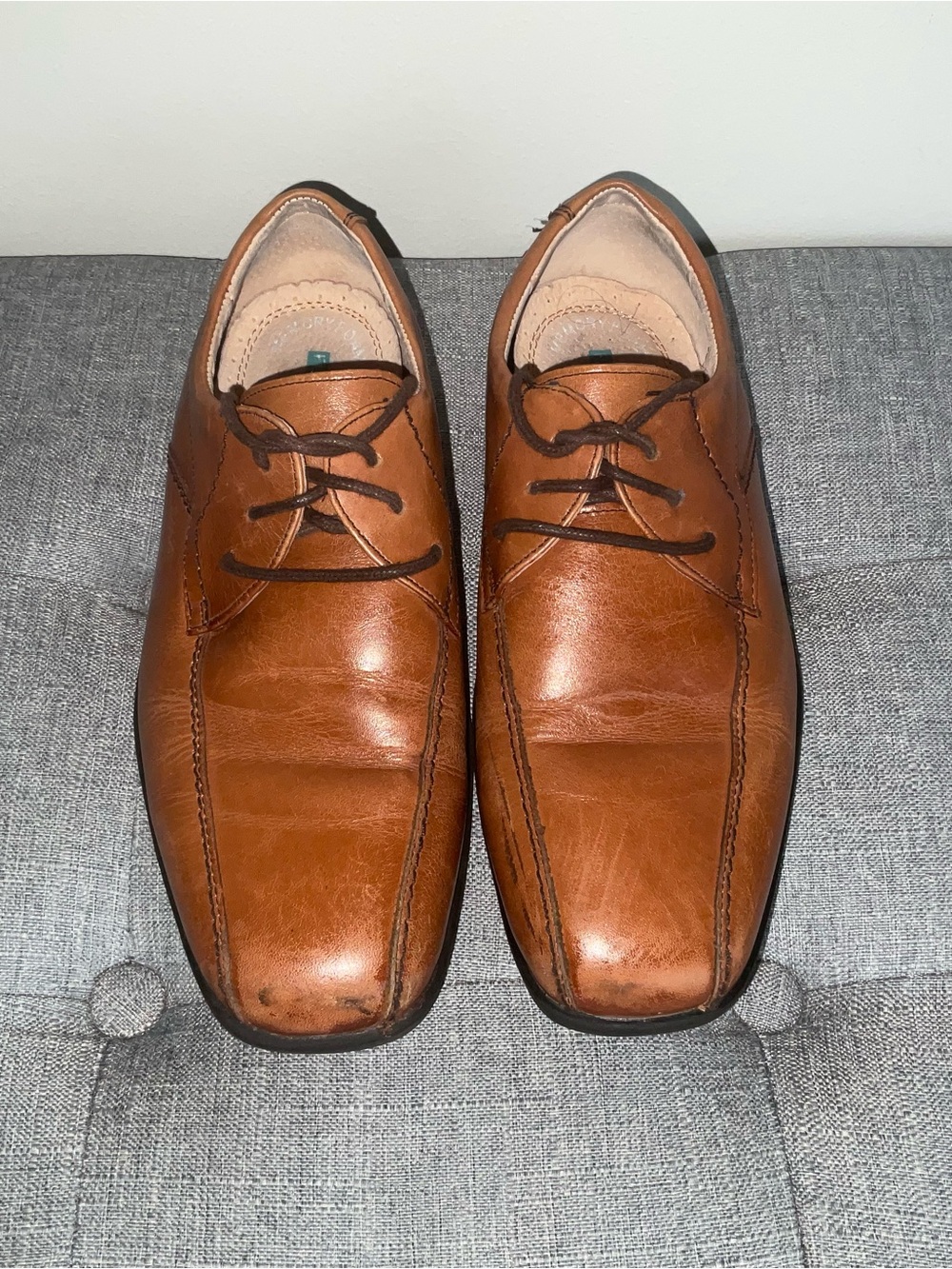 Florsheim Dress Shoes for Boys in Cognac color and SZ 3